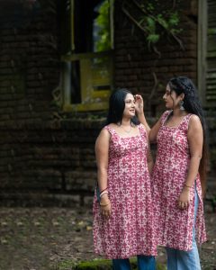 Dholera Sleeveless A-Line Kurti with Square Neck & Shell Back Design