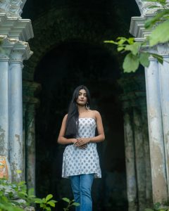 Survi White T-Shirt Kurti